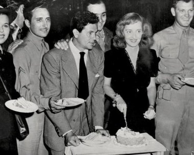 garfielddavishollywoodcanteen