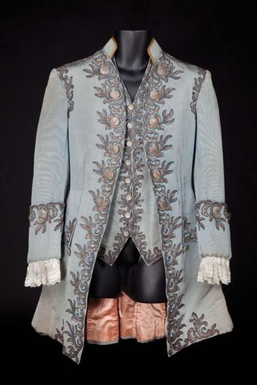 johnbarrymorebrocadecoat