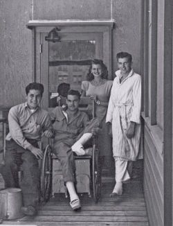 ritahayworthsoldiers