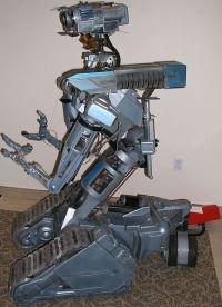 433px-johnny5_03