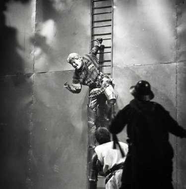 henry-v_-1984_-_photo-by-joe-cocks-studio-collection-_c_-shakespeare-birthplace-trust_49509