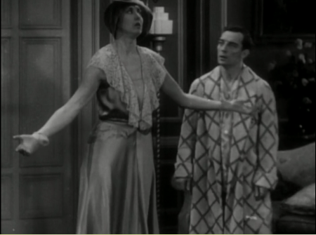 parlorbedroomandbath6