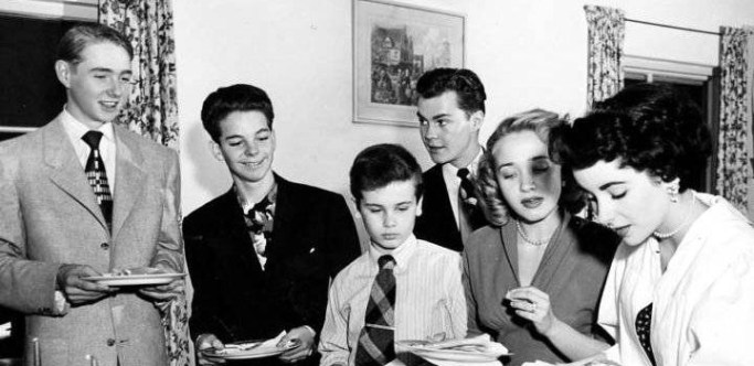 Dean-Stockwell-Russ-Tamblyn-Elizabeth-Taylor-crop