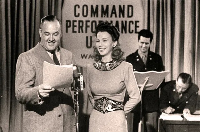 Carole-Landis_-Don-Wilson-1943-resize